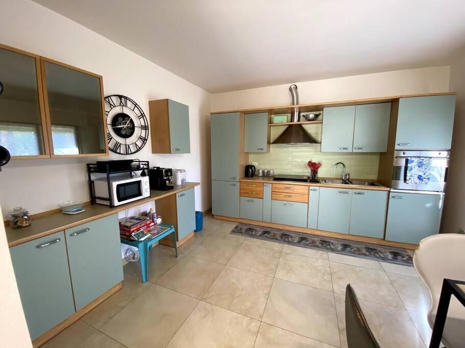 Casa Vacanza Veronica Con Giardino Verbania Dış mekan fotoğraf