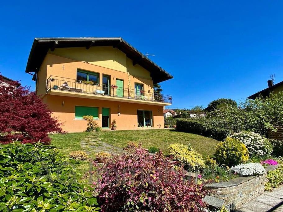 Casa Vacanza Veronica Con Giardino Verbania Dış mekan fotoğraf