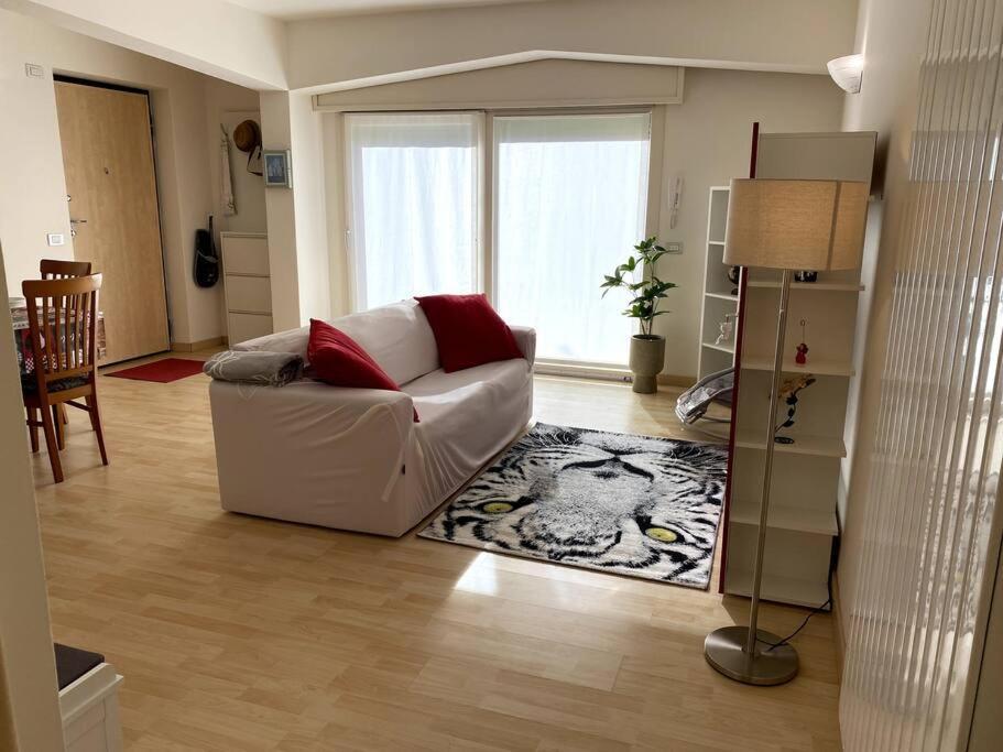 Casa Vacanza Veronica Con Giardino Verbania Dış mekan fotoğraf